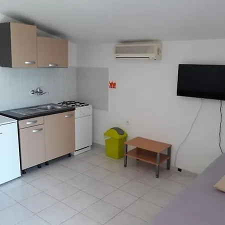 Sokol 3* Vrsi